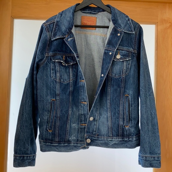 Levi’s Boyfriend Trucker Jacket Size XL
